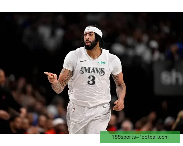 文班亚马：全队团结合作互相支持 我们将继续坚持为球队做出无声贡献